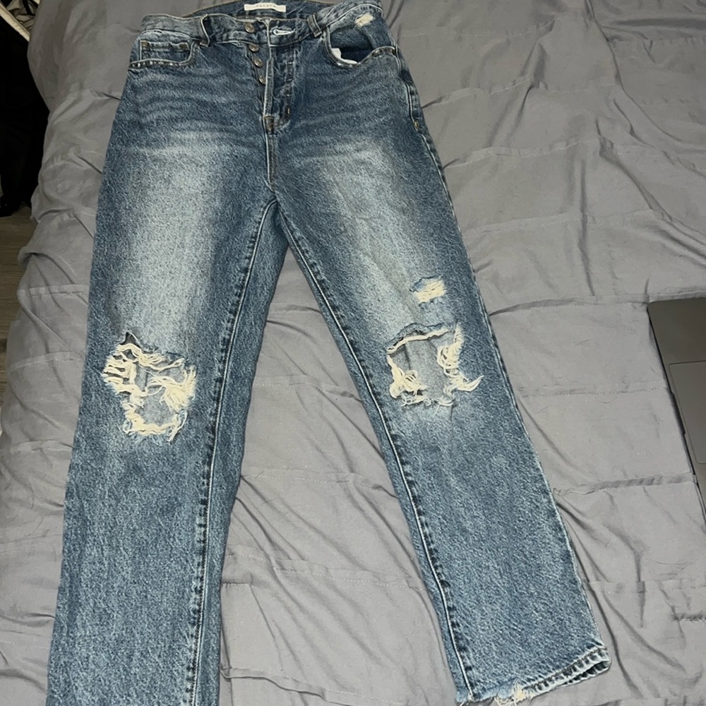 Selling lightly worn Pacsun jeans. Style high rise straight size 27.